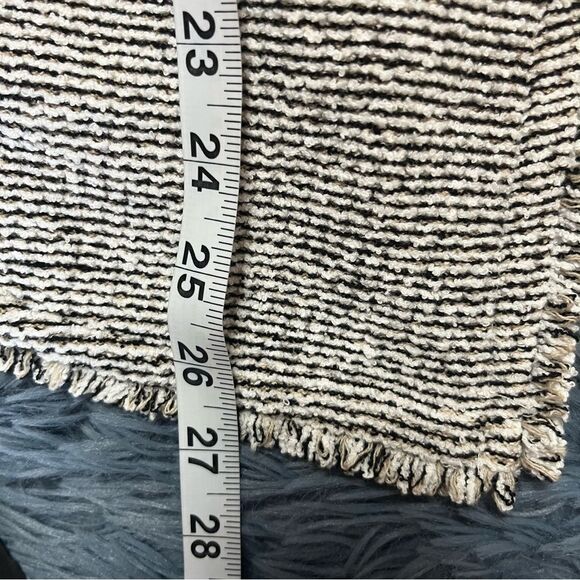 Chico's White Black Structured Pocket Cardigan Tweed Texture Size L NWT - Picture 7 of 7